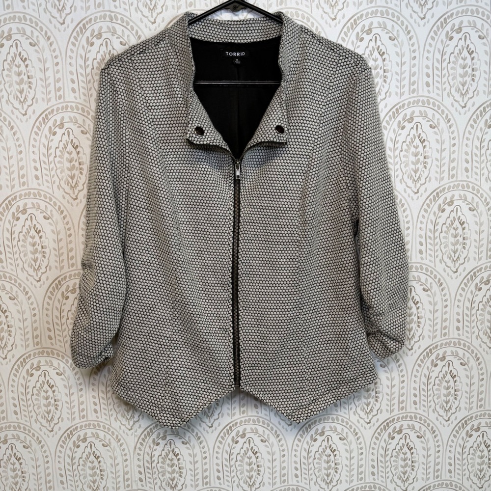 torrid Black and White Textured Zip-Front Blazer